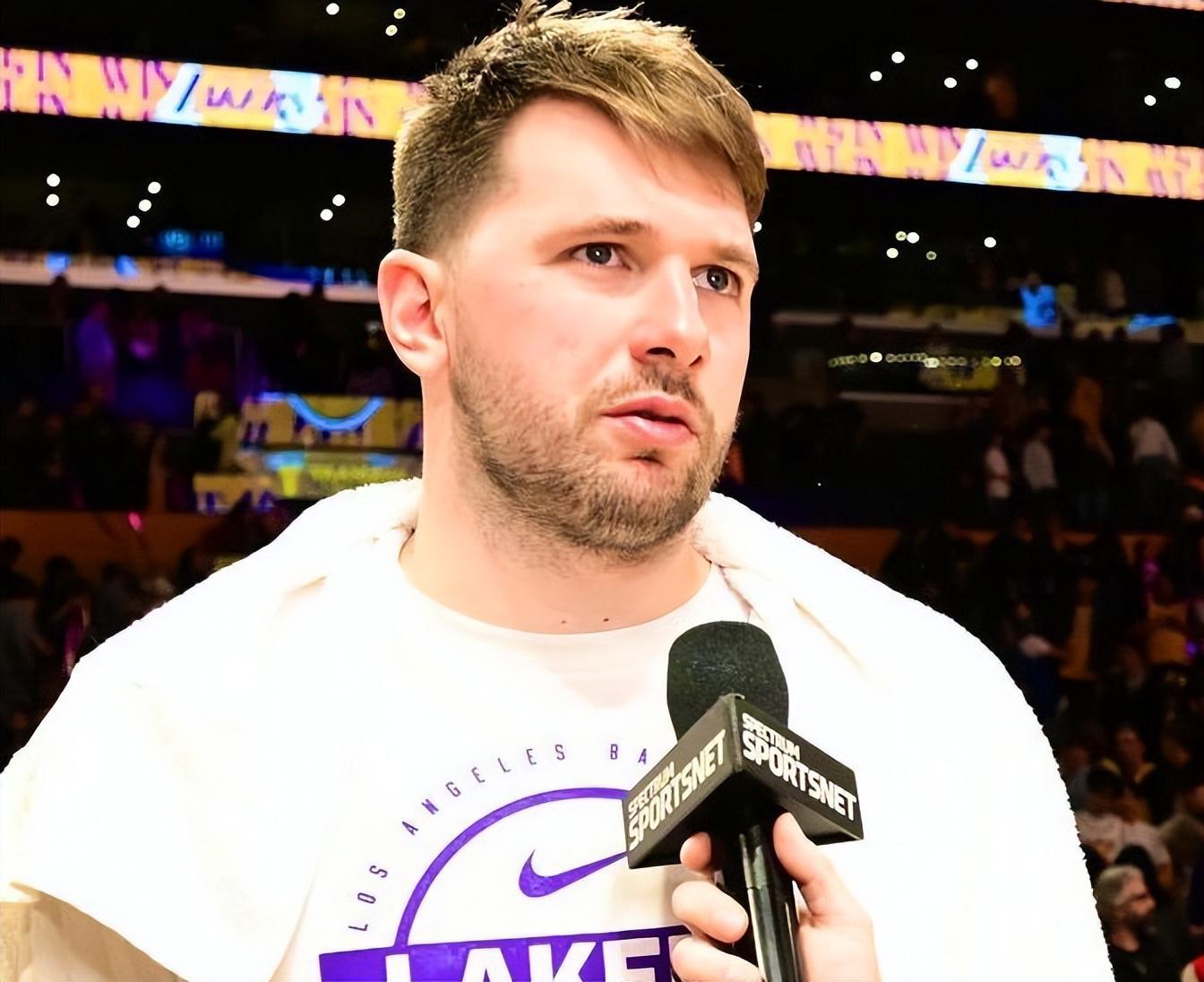 世界杯小组赛投注-乔治轰43+6记三分仍无缘今日最佳!对不起,你碰到创纪录的卢卡了